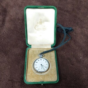 三越呉服店　1928年以前　アンティーク　WALTHAM　ウォルサム　懐中時計　不動品　ジャンク