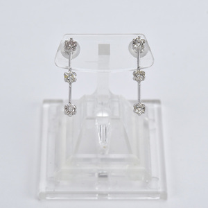 K18WG ダイヤモンピアス 2WAYデザイン ダイヤ0.30ct×2個 スタッドピアス ホワイトゴールド レディースジュエリー アクセサリー 未使用