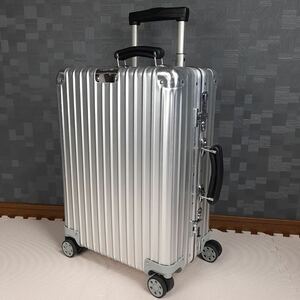 現行【美品】RIMOWA リモワ Classic クラシック Cabin キャビン 36L 4輪 MW 機内持ち込み TSAロック アルミ キャリー バッグ スーツ ケース