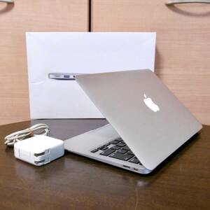 ■MacBook Air 11.6（15 1.6GHz/4GB/256GB）MJVP2J/A■