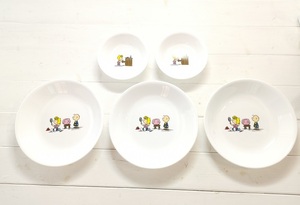 CORELLE　　SNOOPY　小ボウル＆深皿　５点セット　　新品