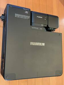 FUJIFILM FP-Z8000 高輝度8000ルーメンの超短焦点プロジェクター 業務用 プロジェクター 富士フイルム （FP-Z5000 後継）