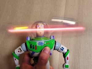 ★ 稀少品 バズ・ライトイヤー トーキングフィギュア－ Light Chaser Spinning Toy