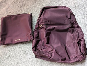 TUMI　リュック VOYAGEUR　ジャストインケース　バッグパック　サブバッグ　収納袋付　旅行用　携帯用　エンジ色