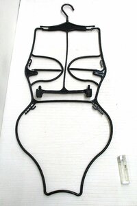 ★ 96025 水着用ハンガー 黒 20本 肩幅26cm フック回転 幅31 × 高さ73㎝ 中古 ★