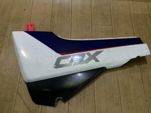 ホンダ★ＣＢＸ250Ｓ★ＭＣ12★サイドカバー　左★Ｈ31-36