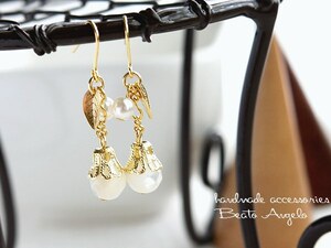 ◆◆+angelo+天然石マザーオブパールとパールのプチピアス(p-0122)G ミルク プチ001 ホワイト