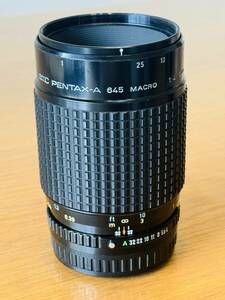 良品　SMC PENTAX-A 645 120mm F4 MACRO　前後キャップ付き　ペンタックス