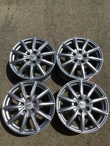 NISSAN スカイライン純正アルミホイール　17×7J+45 114.3-5H 中古品4本　インフィニティ