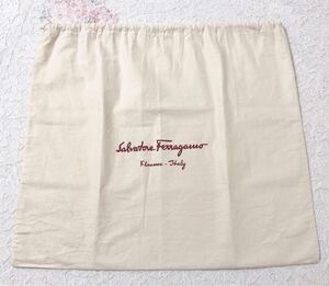 サルヴァトーレ・フェラガモ「Salvatore Ferragamo」バッグ保存袋 (3771) 正規品 付属品 内袋 布袋 巾着袋 47×42cm 布製 ベージュ