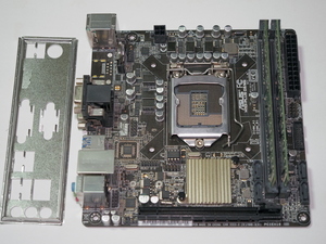 ASUS H110I-PLUS D3/MS + IOパネル + DDR3-1600 4GBメモリ MiniITX 難あり ■
