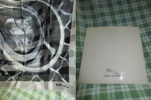 即決 珍品 未使用 JAGUAR XF スカーフ 90x87㎝ シルク100％ ジャガー グッズ ジャグワー 非売品 新品 バナー バンダナ ハンカチ ガレージ