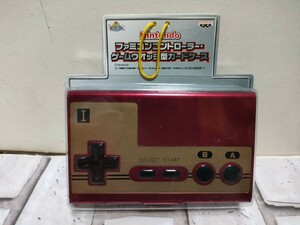 好評！珍品！レア！プライズ非売品。ファミコンコントローラー型カードケース　2004