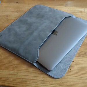 ガジェット好きに PCケース ポーチ付き グレー MacBook マックパソコン 