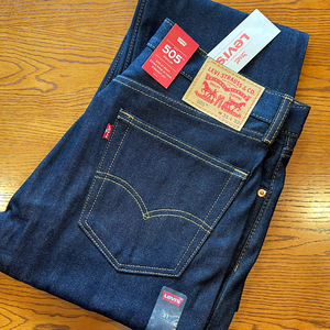 新品 未使用 パリパリ Levis 505 REGULAR W31 L32 ウエスト78cm ヒップ96cm 股下81cm 濃紺 リーバイス レギュラー タグ有り デットストック