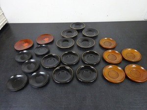 茶托　茶たく色々　全22枚　プラスチック製　木製　陶器製　黒地にゴールド縁　他　管理記号こ