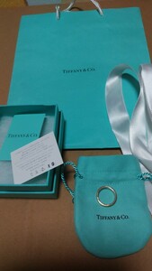 ティファニー 　TIFFANY Co 　リング 指輪 　シルバー 　アクセサリー　ナローリング 　Tiffany　9号　イニシャル刻印有り