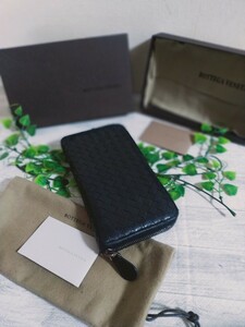 超極美品 ②BOTTEGA VENETA ボッテガ・ヴェネタ ラウンドファスナー 財布 長財布