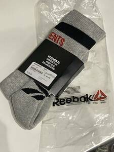 正規品！VETEMENTS REEBOK ヴェトモン　リーボック　ハイソックス　スニーカーソックス　グレー