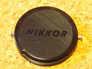Nikon 日本光学 旧タイプ 純正レンズキャップ NIKKOR 52mm J.U.M. 515,897 (良品) F/F2/ニコマート