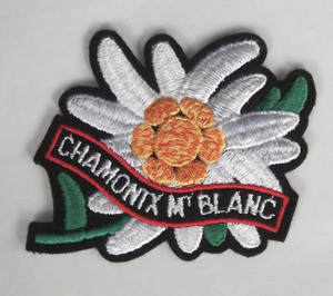 古い 刺繍 ワッペン 花 シャモニー モンブラン CHAMONIX MT BLANC アルプス フランス スイス 登山 山岳 高山植物 ヨーロッパ 観光地 お土産