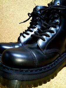 【Dr.MARTENS】ドクターマーチン クレイジーボム2 8ホールブーツ UK8(27cm ) CRAZY BOMB2 ブラック 厚底 希少レア 入手困難【極美品】