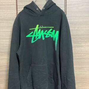 ステューシー ビッグロゴ フード刺繍　L ブラック プルオーバー パーカー　STUSSY