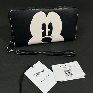 【COACH 本物 新品 コーチUSAアウトレット正規品】COACH X DISNEY コラボ ミッキーマウス 長財布 財布 CN037 ブラック レディース 新作