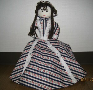 【即決有り】ハンドメイド　手作り人形　お嬢さん　メイドさん　リバーシブル