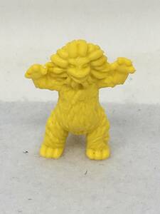 EY-015 黄色 怪獣消しゴム ウルトラマン 全長約3.5cm フィギュア 昭和 レトロ 当時物