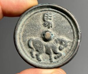 骨董品 青銅器 馬紋 銅鏡 唐鏡 小型 激安 アンティーク ミニ 中国 戦漢