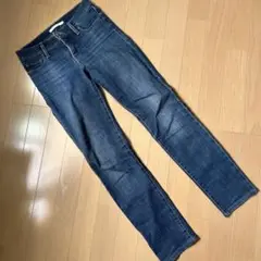 リーバイス　スキニーストレッチ　デニムパンツ