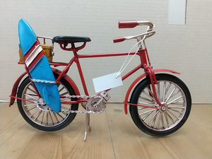 ☆未使用☆ ブリキのミニチュアバイク　Old Bicycle サーフ自転車 赤
