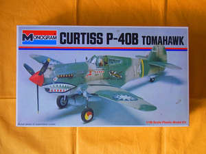 Monogram 1/48 Curtiss P-40B Tomahawk