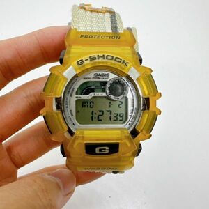 A2405-2-23 １円スタート クオーツ　稼働品　CASIO　カシオ　G-SHOCK　ジーショック　メンズ腕時計　クリア　イエロー　DW-9500