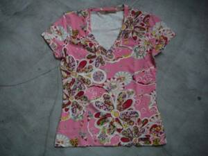 1134 John Galliano ジョン ガリアーノ 花柄半袖Tシャツ新品　鮮やかなピンク！