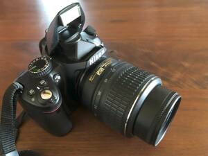 Nikon D3000 18-55VR Kit + 55-200 Zoom　カメラケース、SDカード、美品