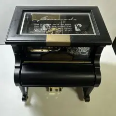 ピアノ型アクセサリーボックス