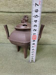 戸0125香炉 茶道具 獅子 三足 仏具 香道具 時代物 骨董 煎茶道具 饕餮