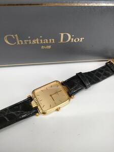 ◎0605/0211 ChristianDior クリスチャンディオール 腕時計 ゴールドカラー 3012　※同梱不可