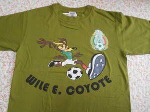 木村拓哉 HERO で着ていた Tシャツ　緑　ワイリー コヨーテ WIEE COYOTE　さんま さんも持っています さんまさんから贈られた 私服