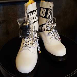 ★【新品】Dr.Martens 1490 SEX PISTOLS 10EYE BOOT　24785100　WHITE　靴　ブーツ　シューズ　白黒　27～27.5cm