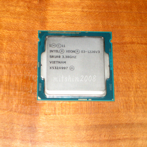 Intel Xeon E3-1226 v3 3.3GHz(TB:最大3.7GHz) LGA1150 Haswell 動作確認済 クリックポストなら送料185円 (E3-1226V3) [No.966]