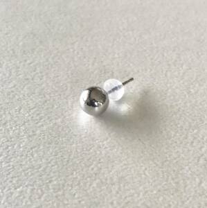 プラチナピアス 片耳ピアス 6mm pt900 シリコンキャッチ付き 送料無料