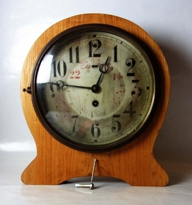 ドイツアンティーク 置き時計 大 ゼンマイ 木製フレーム ビンテージ
