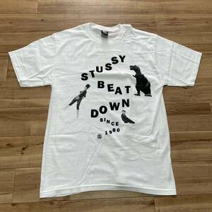 M 新品 Stussy ステューシー BEAT DOWN 半袖 Tシャツ 白 USA正規品 Big Meaty 恐竜 コットン100% ストリート カリフォルニア (6)