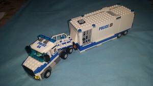 レゴ：LEGO CITY シティ 60139 ポリス トラック司令本部 警察 全長約35cm IE2F/オクパナ
