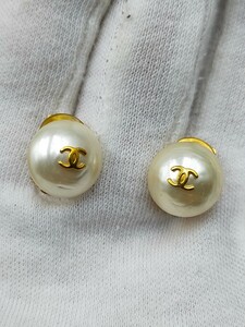 ☆CHANEL ココマーク パールホワイトイヤリング シャネル アクセサリー