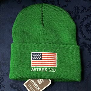 国内正規品 AVIREX アヴィレックス 星条旗 USA フラッグ ニット帽 ニットキャップ 緑 ケリーグリーン Green タグ付き 刺繍ロゴ 男女兼用 