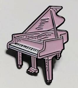 送料無料　ピアノ　楽器　グランドピアノ　ピンブローチ　ピンズ　PINS　バッジ　バッヂ　アメリカン雑貨　スマアク